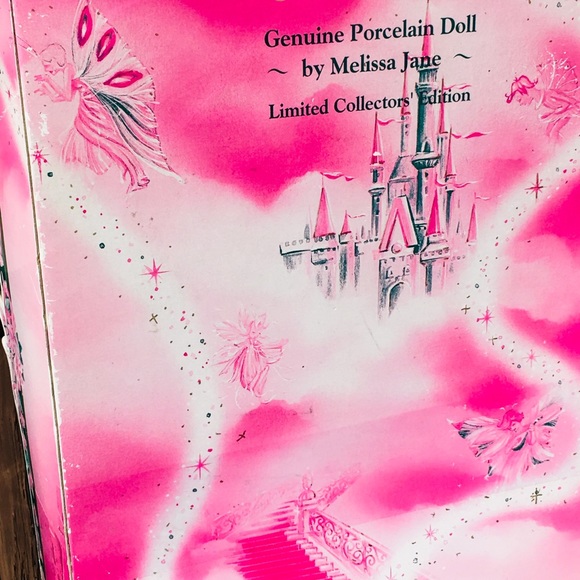 Dolls - Picture 2 of 5